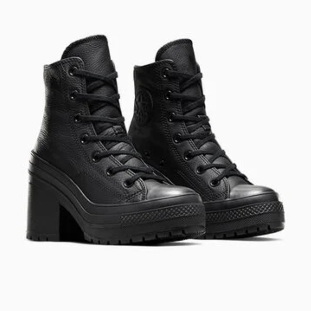 Converse Chuck 70 De Luxe leather black size 5- new with box